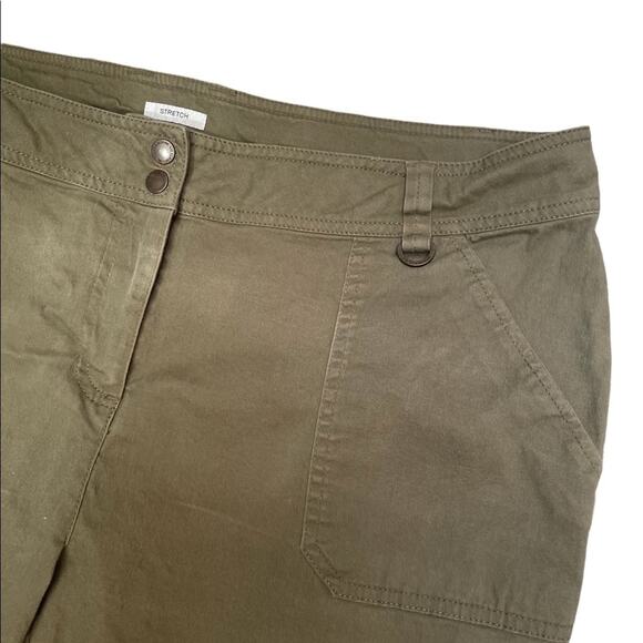 Liz Claiborne Capri Jeans Womens 16 Green Stretch Flat Front Pocket Comfy - Picture 3 of 8